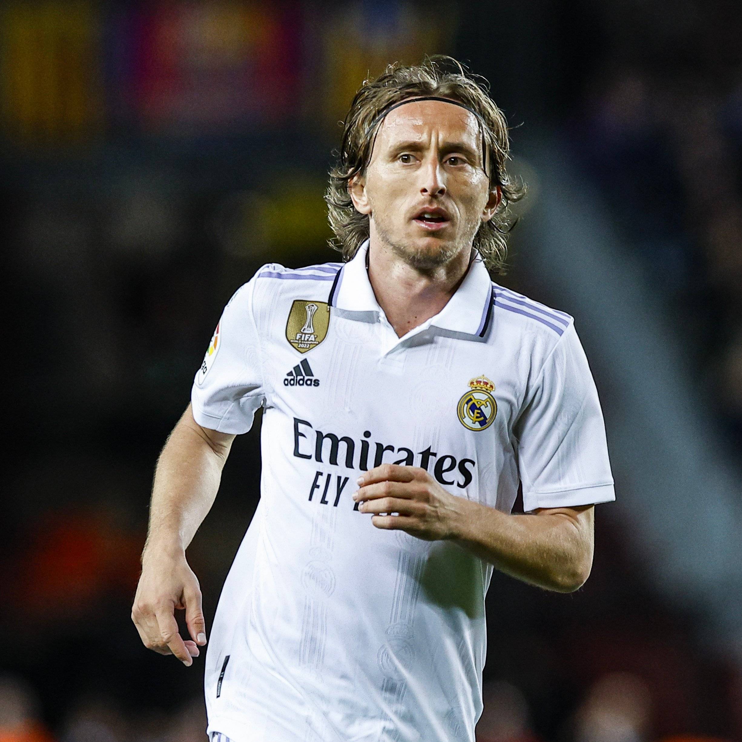 施洛特贝克：拜仁目前已拉开积分差距；为拿亚军