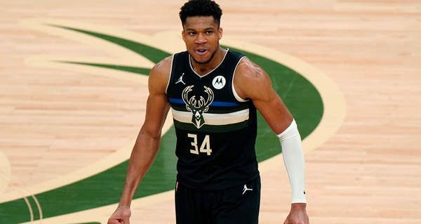 U17世界杯：意大利1-0布基纳法索晋级四强，坎帕涅洛制胜